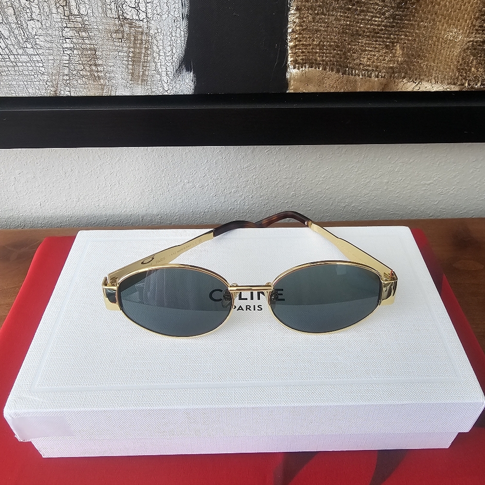 💯AUTHENTIC CELINE TRIOMPHE OVAL SUNGLASSES